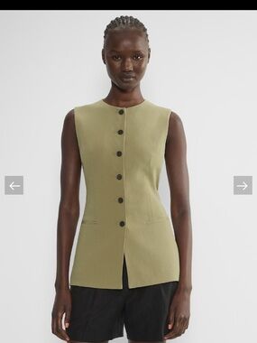 Aritzia Juris Vest in Sundried Olive color  (SZ 8)